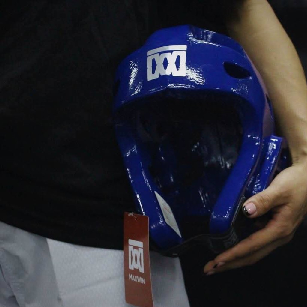 Casco de protección MAXWIN